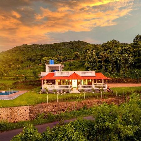 Spicy Mango Ocean Paradise - Luxurious Sea View Villa In Alibaug Christpada Exterior photo