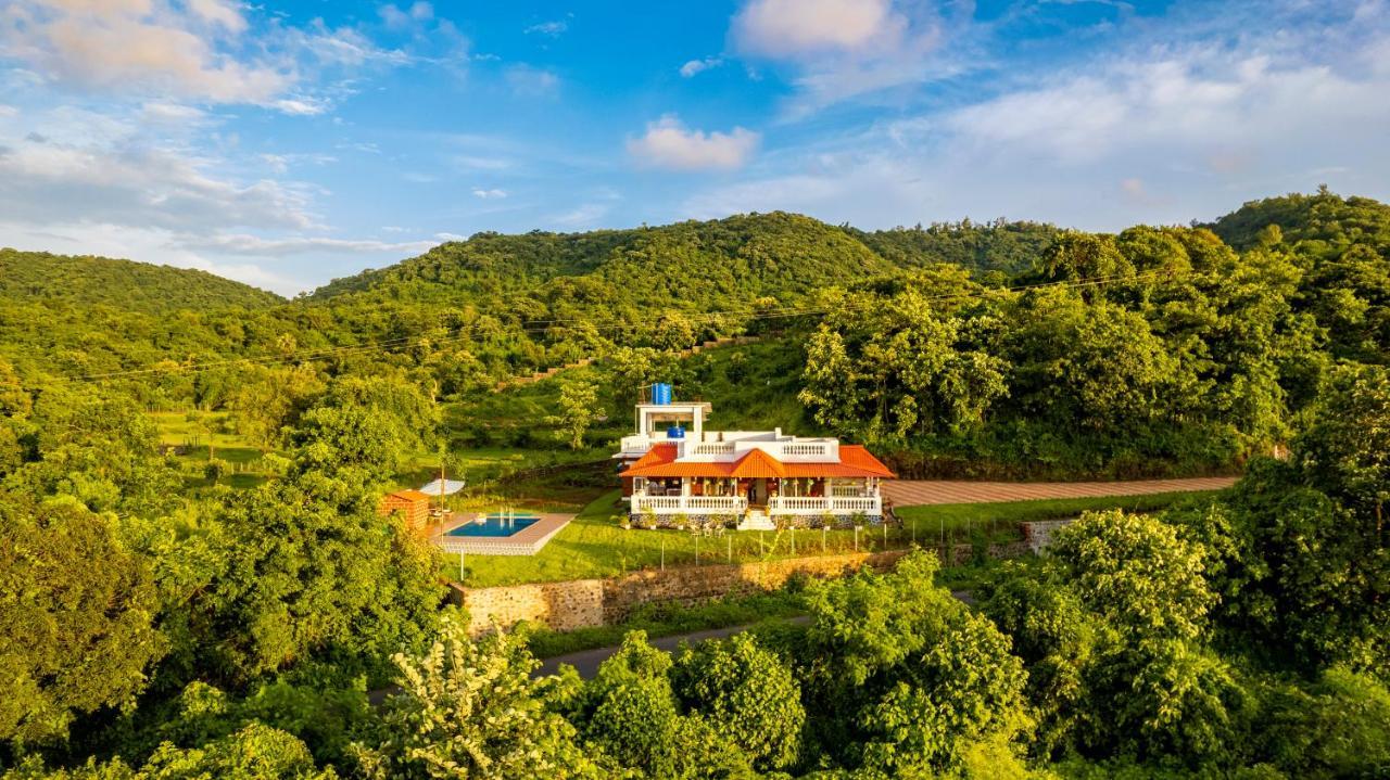 Spicy Mango Ocean Paradise - Luxurious Sea View Villa In Alibaug Christpada Exterior photo